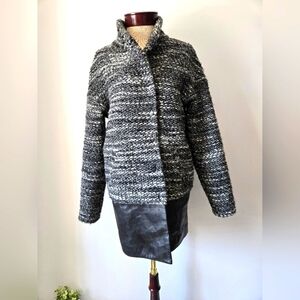 DANIER Wool And Italian Leather White and Black Knitted Coat. Size 2XS